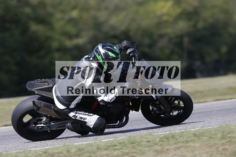 /Archiv-2025/49 26.08.2025 Cornu Master School ADR/rot-rouge/38